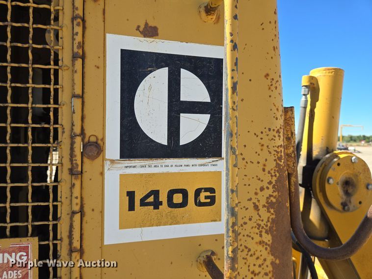 image for item LW9820 1981 Caterpillar 140G motor grader