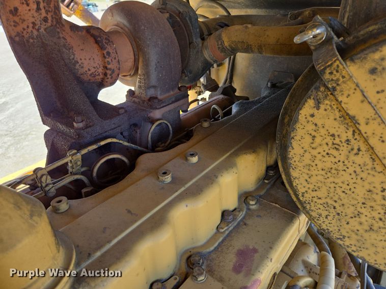 image for item LW9820 1981 Caterpillar 140G motor grader