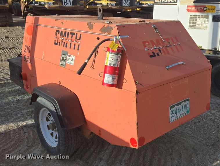 image for item LW9821 1999 Superior 210 air compressor