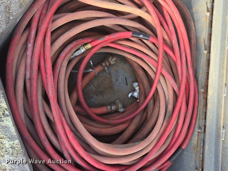 image for item LW9821 1999 Superior 210 air compressor