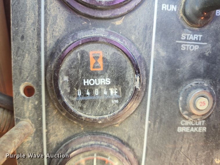 image for item LW9821 1999 Superior 210 air compressor