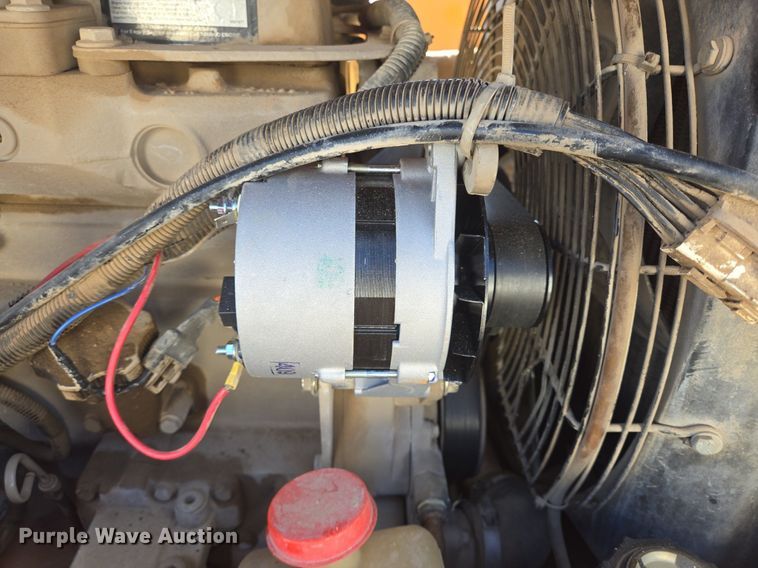 image for item LW9821 1999 Superior 210 air compressor