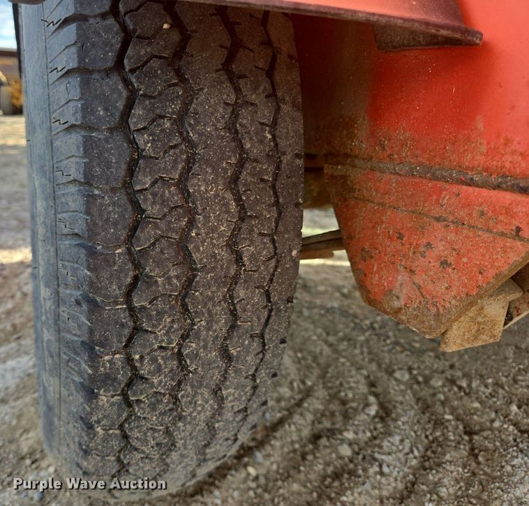 image for item LW9821 1999 Superior 210 air compressor