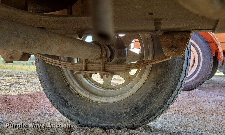 image for item LW9821 1999 Superior 210 air compressor