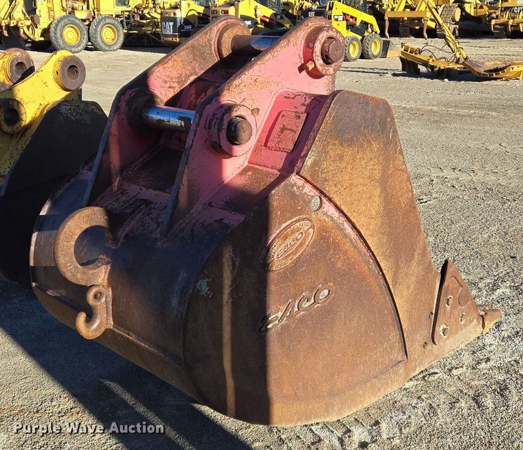 image for item LW9826 Esco excavator bucket