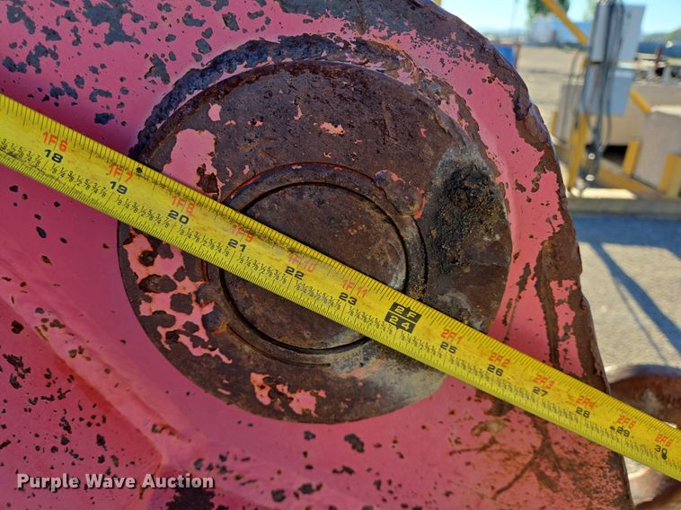 image for item LW9826 Esco excavator bucket