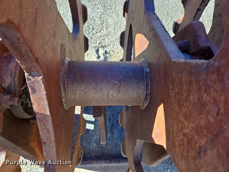 image for item LW9829 Compaction wheel