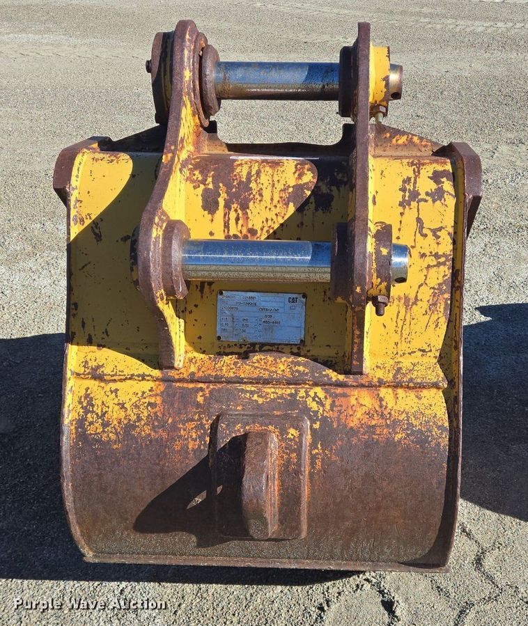 image for item LW9833 Caterpillar excavator bucket