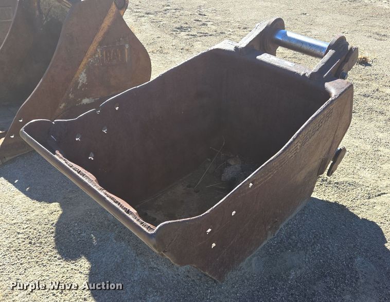 image for item LW9834 Esco excavator bucket