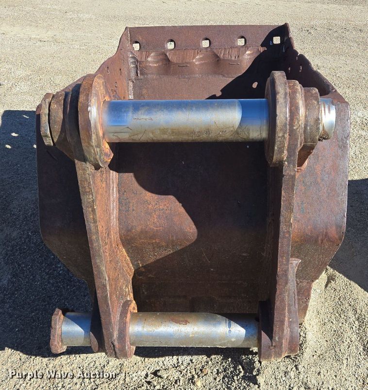 image for item LW9834 Esco excavator bucket