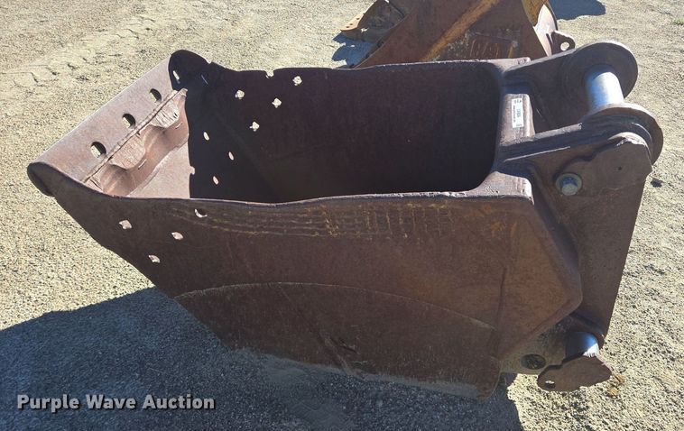 image for item LW9834 Esco excavator bucket