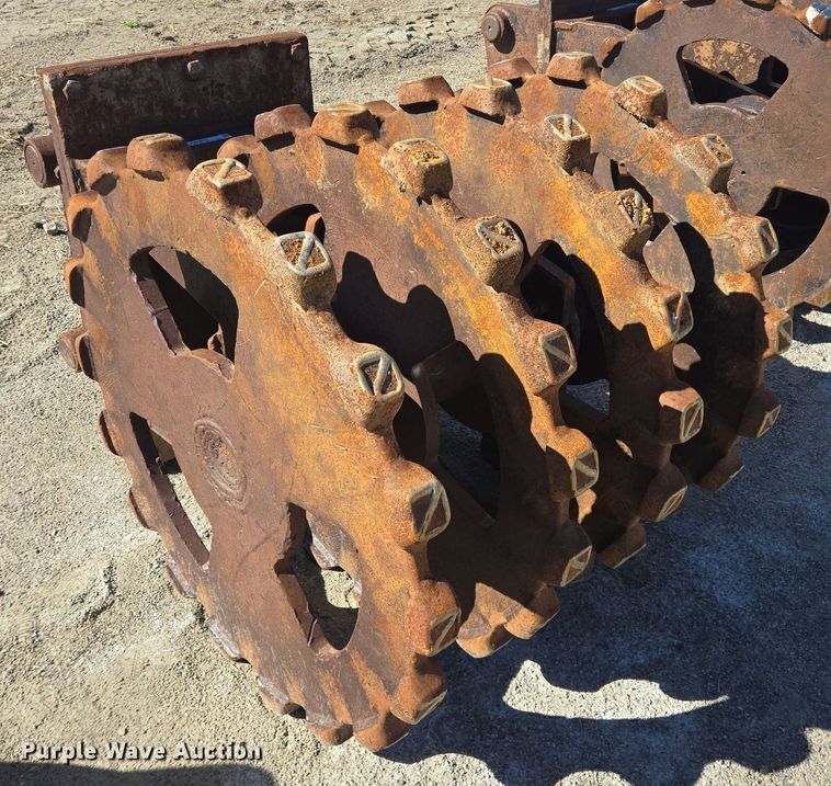 image for item LW9837 Compaction wheel