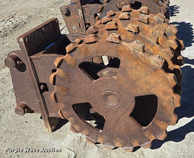 image for item LW9837 Compaction wheel