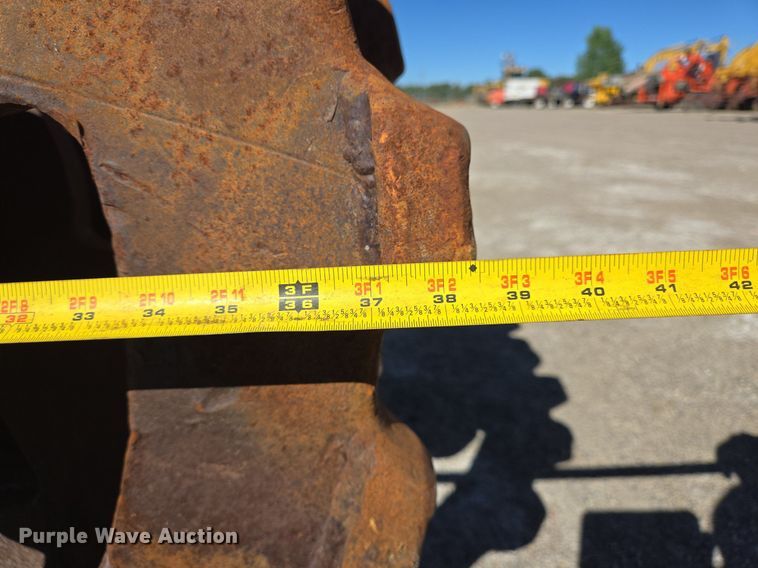 image for item LW9837 Compaction wheel