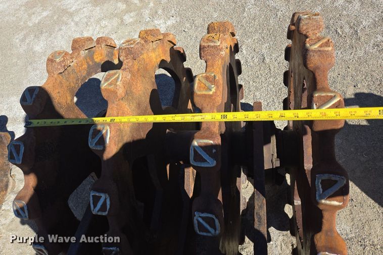 image for item LW9837 Compaction wheel