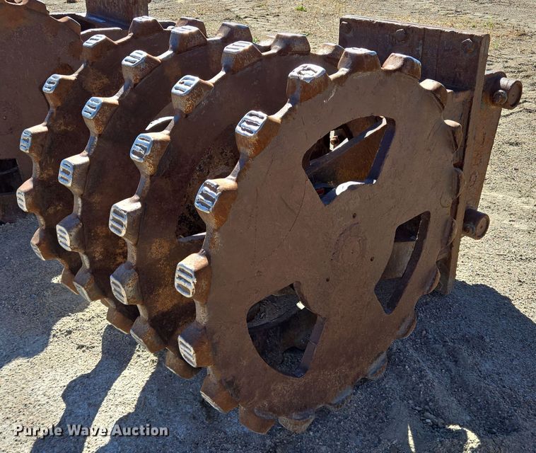 image for item LW9838 Compaction wheel