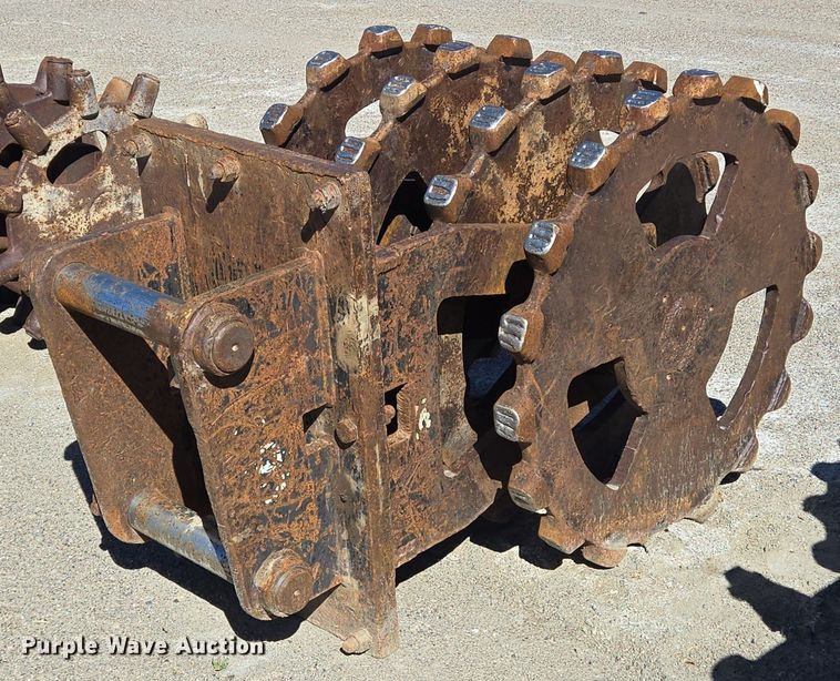 image for item LW9838 Compaction wheel