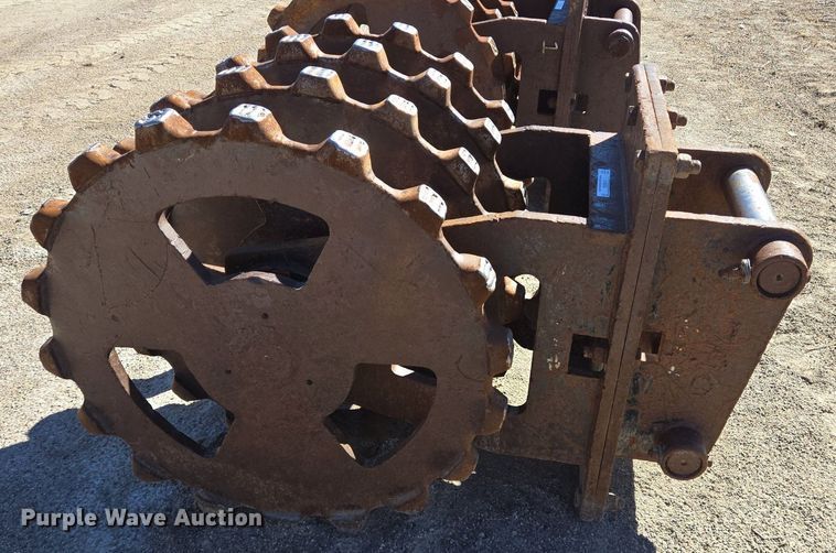 image for item LW9838 Compaction wheel