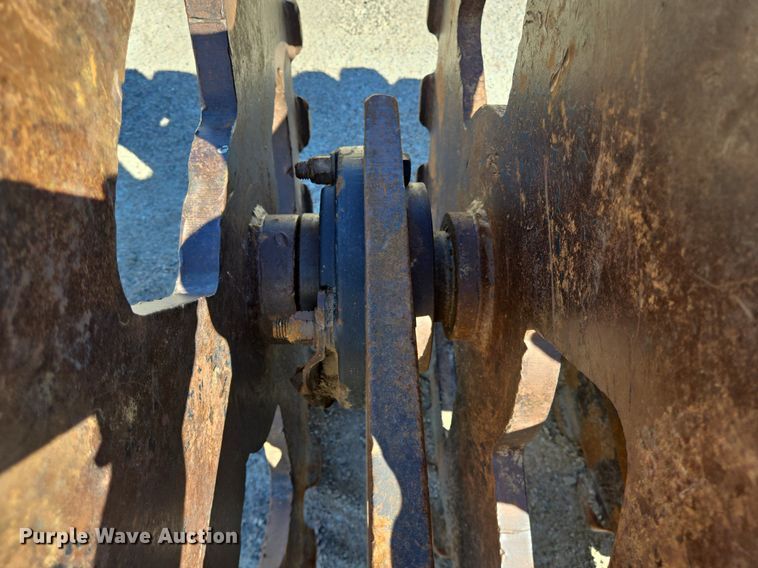 image for item LW9838 Compaction wheel