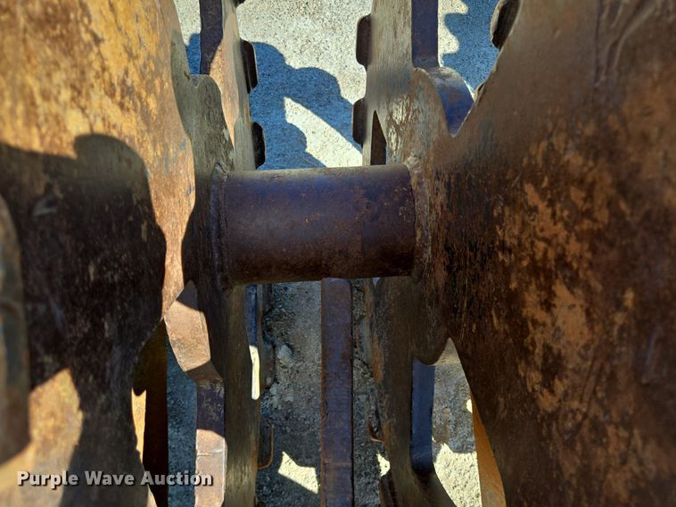 image for item LW9838 Compaction wheel