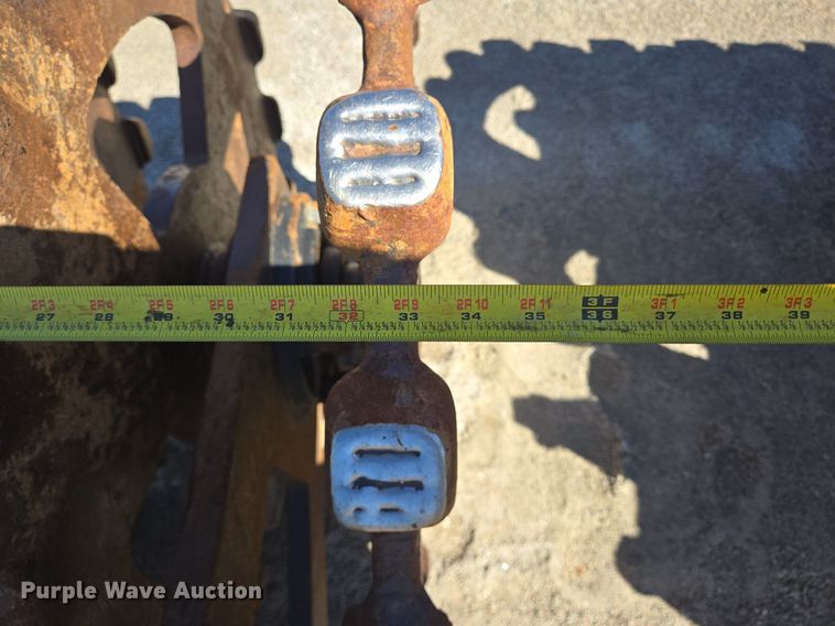 image for item LW9838 Compaction wheel