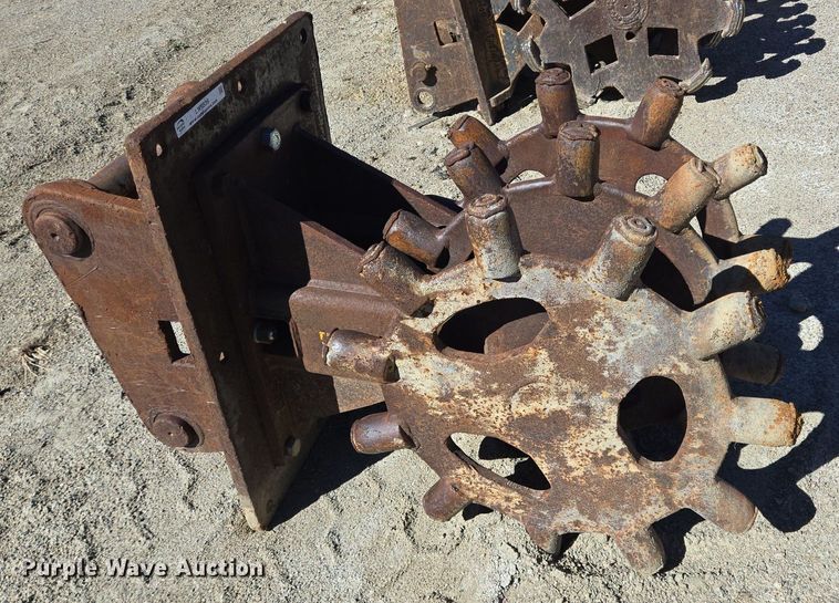 image for item LW9839 Compaction wheel