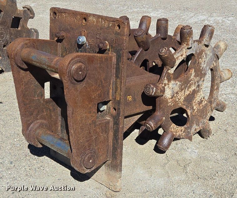 image for item LW9839 Compaction wheel