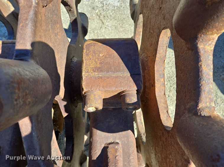 image for item LW9839 Compaction wheel