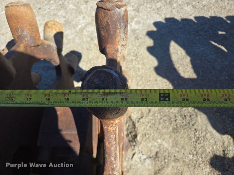image for item LW9839 Compaction wheel