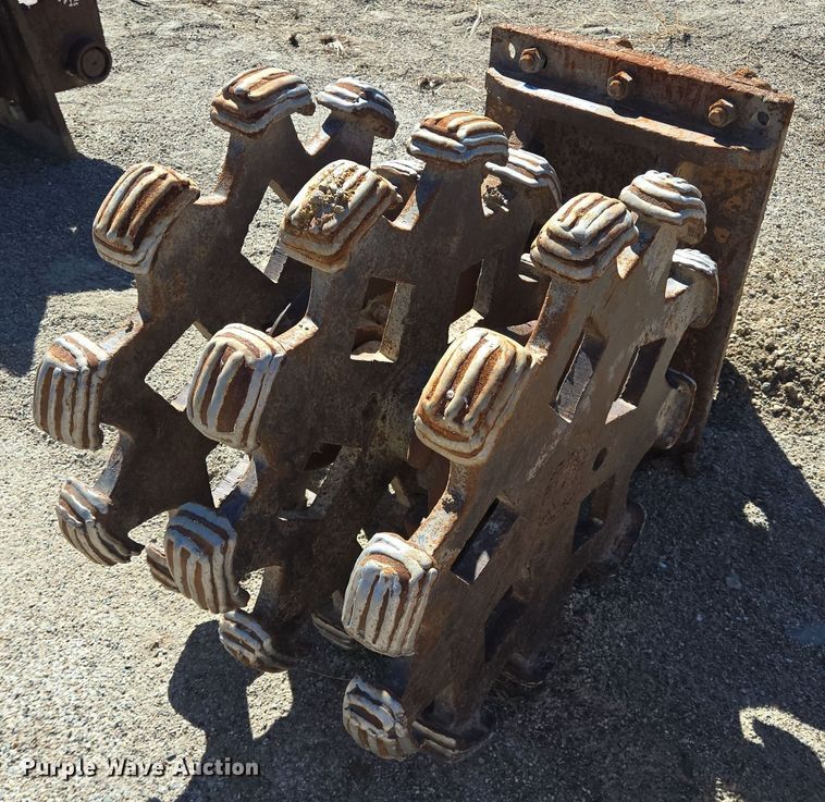 image for item LW9840 Compaction wheel