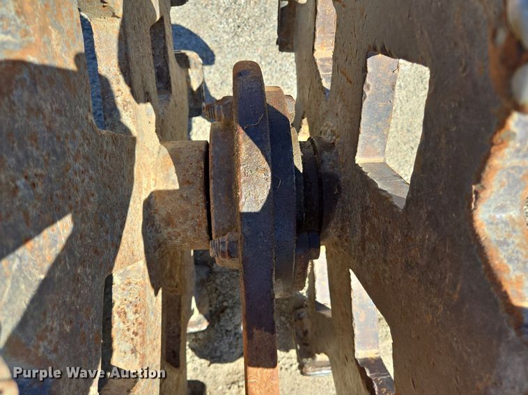 image for item LW9840 Compaction wheel