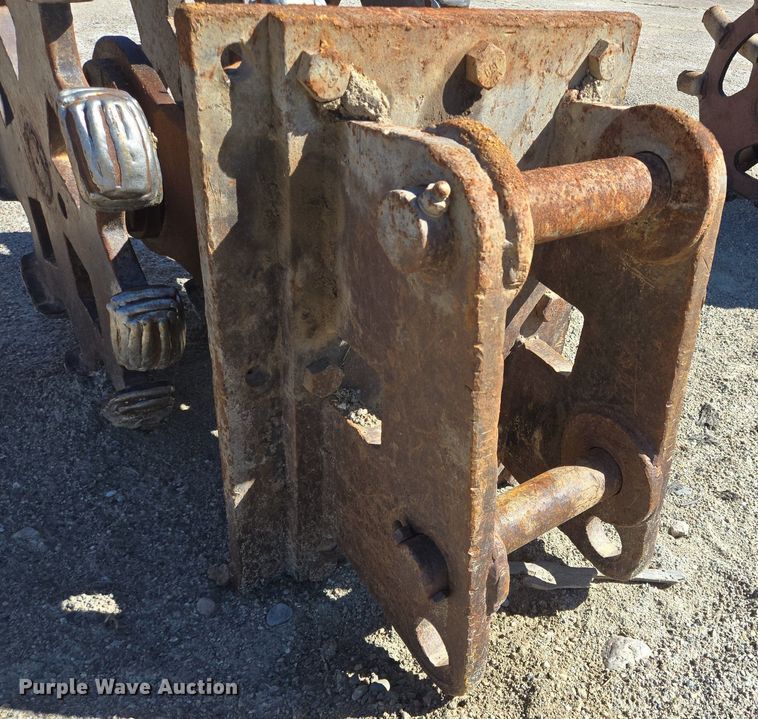 image for item LW9840 Compaction wheel