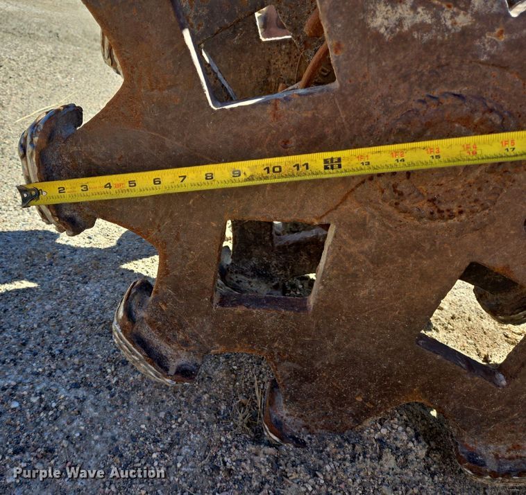 image for item LW9840 Compaction wheel