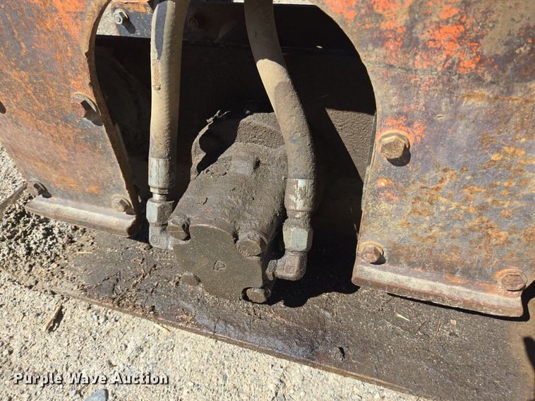 image for item LW9842 NPK plate compactor