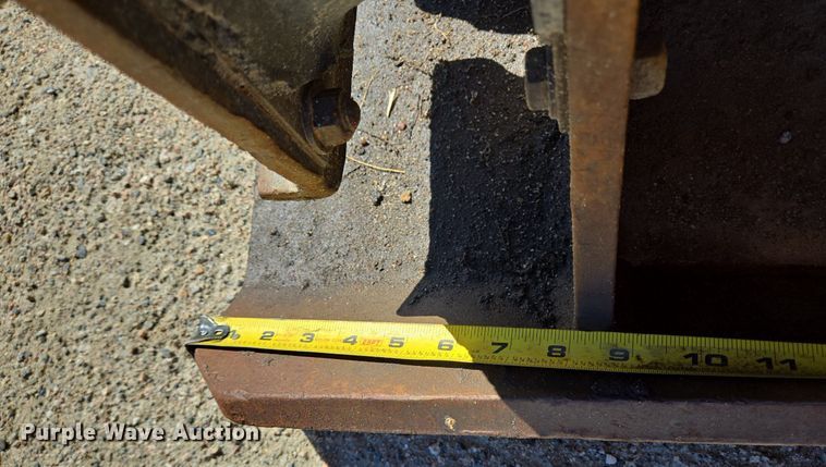 image for item LW9842 NPK plate compactor