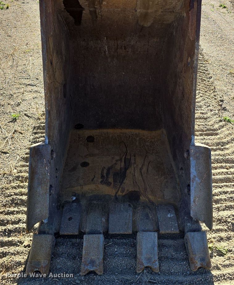 image for item LW9846 1997 Caterpillar 325B L excavator