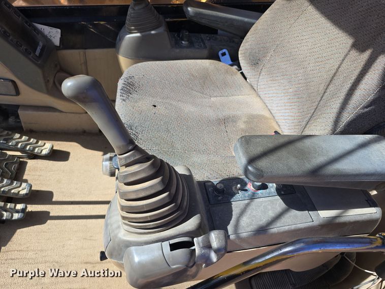 image for item LW9846 1997 Caterpillar 325B L excavator