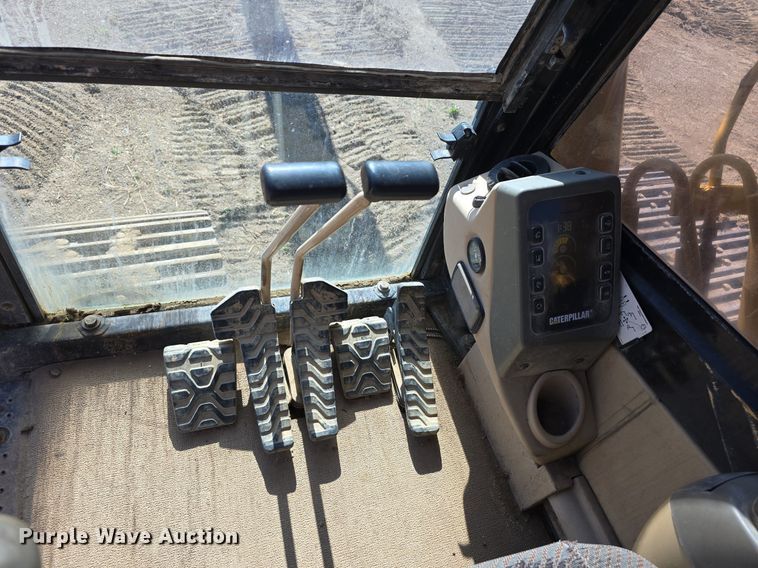 image for item LW9846 1997 Caterpillar 325B L excavator