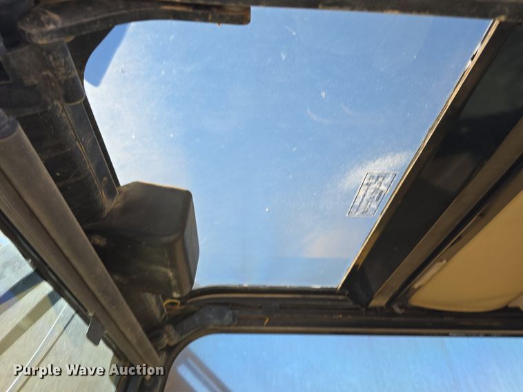 image for item LW9846 1997 Caterpillar 325B L excavator