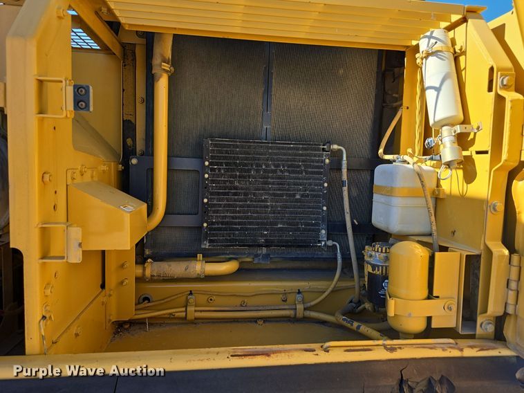 image for item LW9846 1997 Caterpillar 325B L excavator