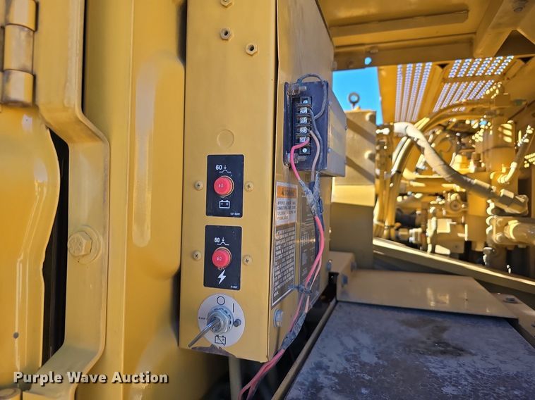 image for item LW9846 1997 Caterpillar 325B L excavator