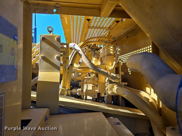 image for item LW9846 1997 Caterpillar 325B L excavator