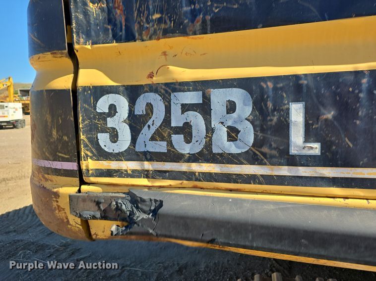 image for item LW9846 1997 Caterpillar 325B L excavator