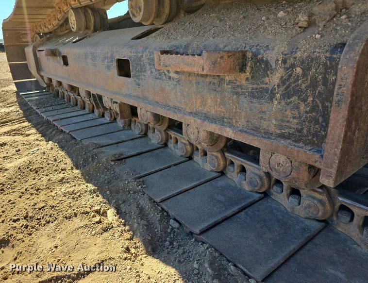 image for item LW9846 1997 Caterpillar 325B L excavator