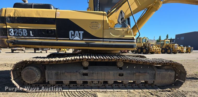 image for item LW9846 1997 Caterpillar 325B L excavator