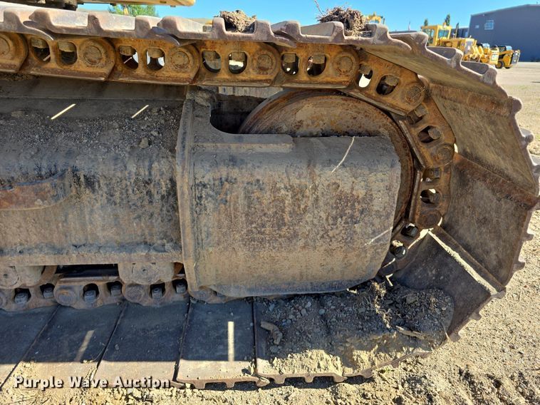 image for item LW9846 1997 Caterpillar 325B L excavator