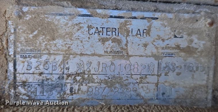 image for item LW9846 1997 Caterpillar 325B L excavator