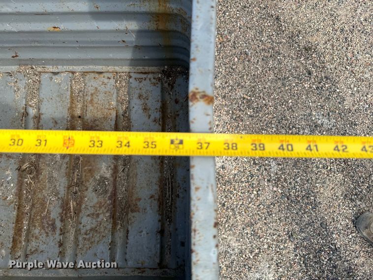 image for item LW9853 Livestock equipment