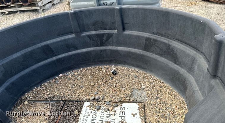 image for item LW9853 Livestock equipment