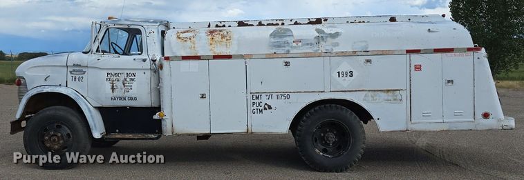 image for item LW9854 1965 Ford fuel truck